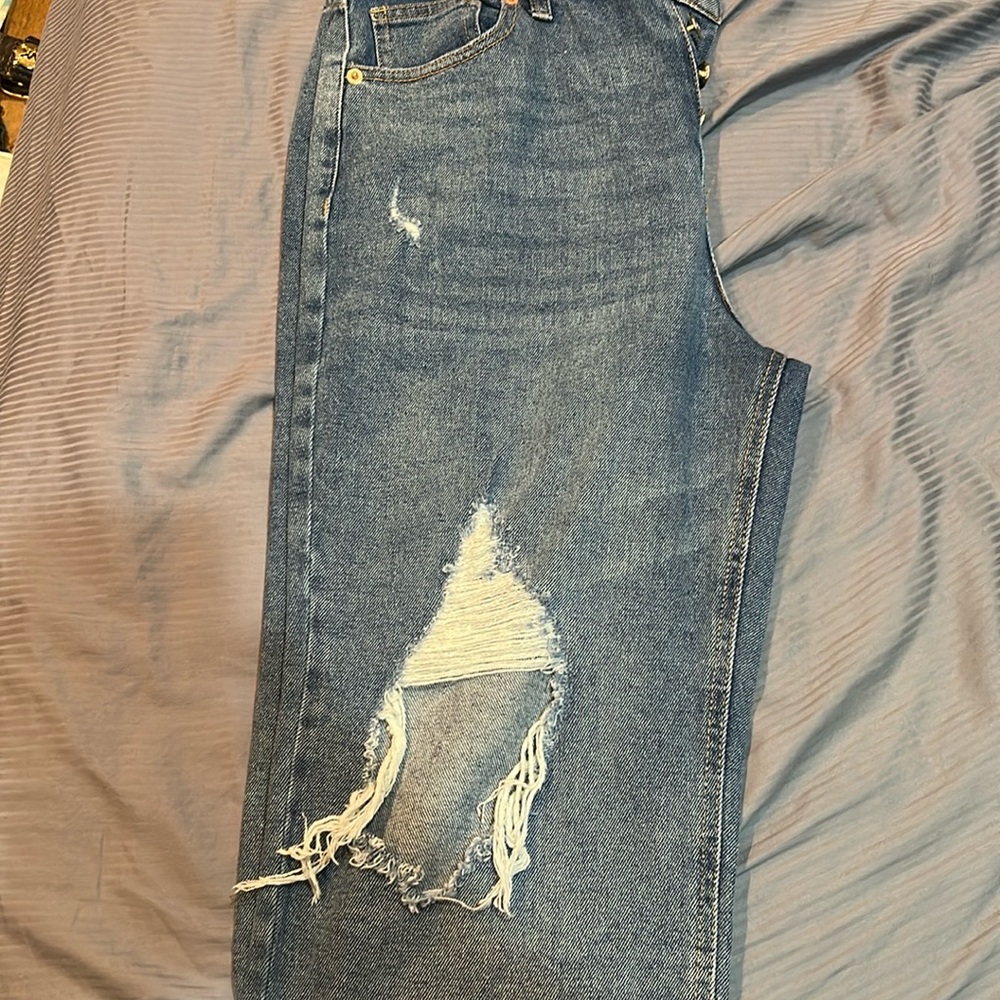 High Rise Blue and Red Distressed Jeans - Picture 4 of 4
